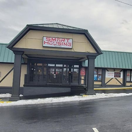 SMART HOTEL - formerly Econo Lodge Beckley Esterno foto